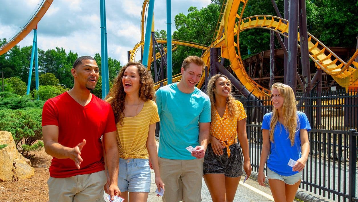 Guests walking at Six Flags